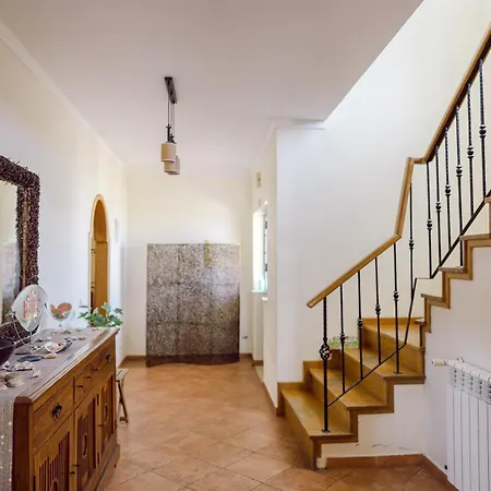 Bee Local Holiday home Altura