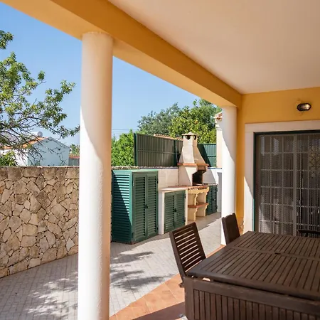 펜션 Bee Local 알투라